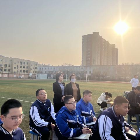 呵护心灵，绽放青春——沾化一实2023级学生心理健康报告会
