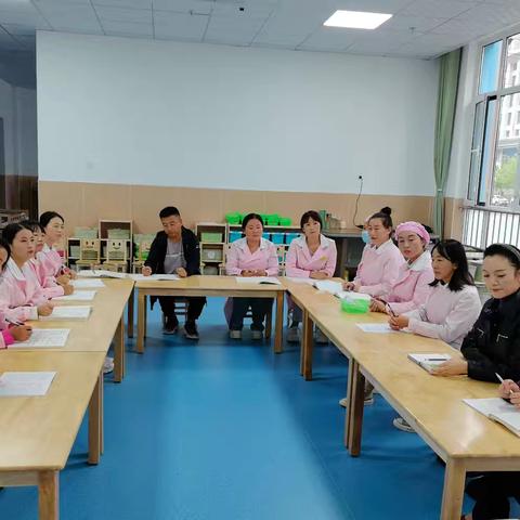 实操练技能 保育护成长——灵台县新世纪幼儿园保育岗核心环节实操培训