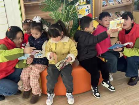 泉山区湖滨街道：开展“书香浸润童年”全民阅读进校园活动