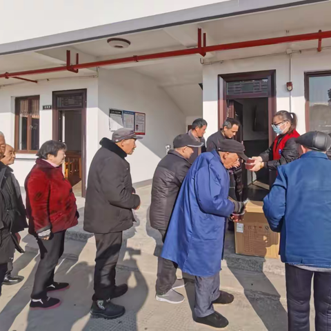 这碗腊八粥也太暖了吧