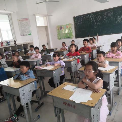 前孙镇中心小学低段英语启蒙