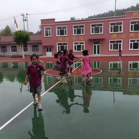 体验《下雨天》