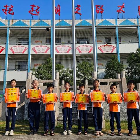 智启未来，趣动科学 ——潭王小学举办小学科学“弹力小汽车”比赛活动