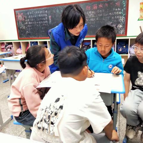 民政局开展“ 小鬼学当家”主题活动
