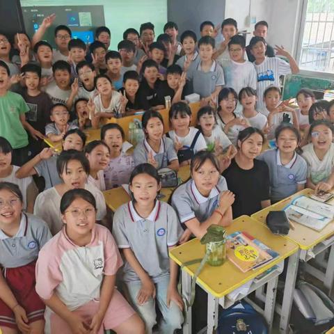 新荷映日，清风徐来——镇平县第四小学2025年春期五二班成长记录