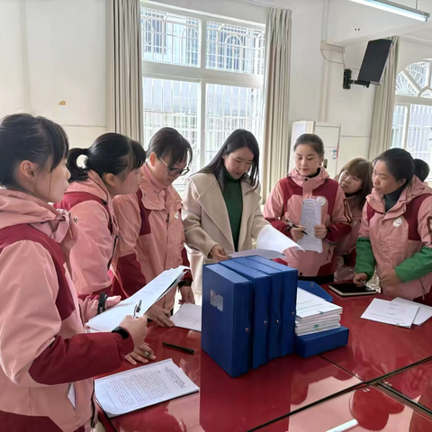 中期汇报赋新能 专家引领促前行 -------阳山县第一幼儿园广东省教育科学规划德育课题中期汇报 ‍