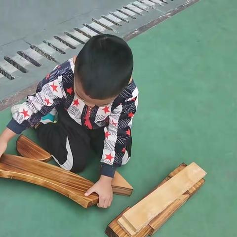 “趣玩积木，乐享建构” ‍中三班自主游戏活动
