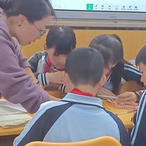 教研促成长  课堂展风采 ——兴义市第八小学2023年秋季学期第二次数学大教研活动