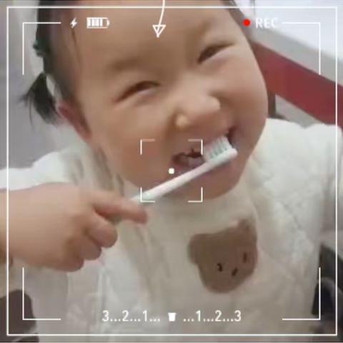 “小比拼，大成长”—小二班十三周生活