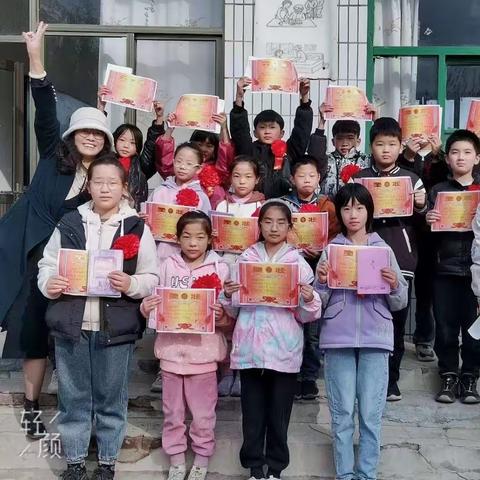芳华初绽|新入职教师风采展示                                        沙寨小学李豪琪