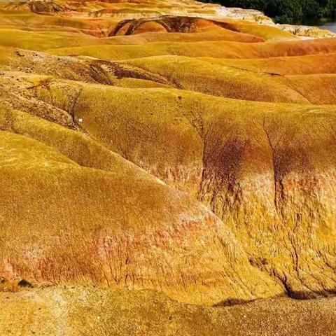 悠扬欢快节奏奇幻风管弦乐 悠扬欢快节奏奇幻风管弦乐 自然与人文交融的壮美景观 张卫强 创建于24小时前 阅读 902 自然界以其鬼斧神工塑造了千变万化的地貌，人类活动则为这些景观增添了独特的人文印记。从色彩斑斓的地质奇