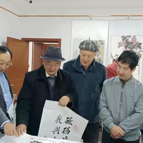 大漠胡杨的简篇