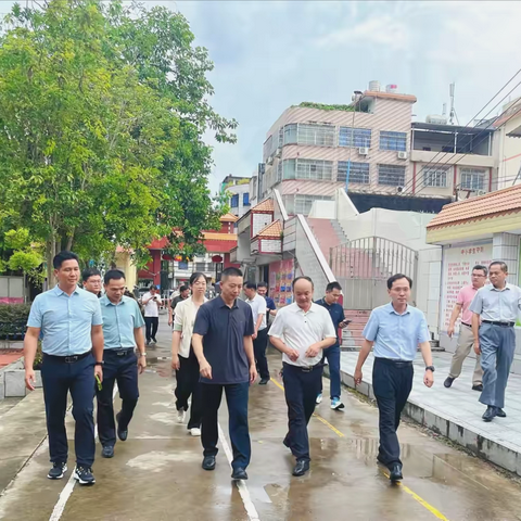 书香润学子，诗意满校园——环江毛南族自治县政协党组一行考察藤县第三中学“诗词进校园”活动纪实