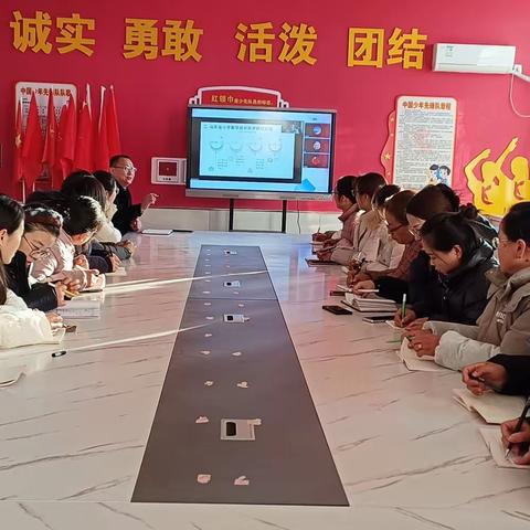 “研习新课标，构建新意识”——嘉祥县纸坊镇中心小学教研活动