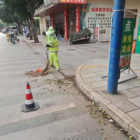 【宜良玉禾田】力补缺员凝众志，疾扫街区焕新颜