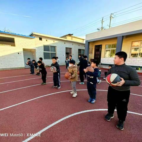 殷都区曲沟镇西曲沟小学篮球社团（十一）