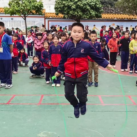 【运动会年级篇】跃动童年，逐梦未来  ——新圩中心小学秋季运动会 | 二年级