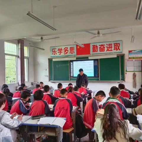 深耕细研踏歌行，共谱教研新美篇——淅川县第九小学教育集团毛小校区集体研课纪实