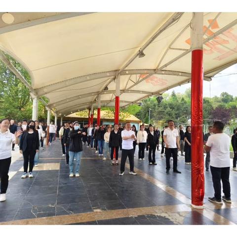 叮~您有一份温暖的团建活动，请查收一下！