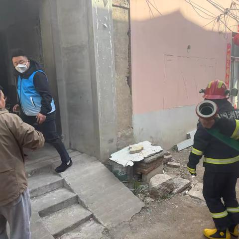 段北街道办事处刘家堂社区——危急时刻，网格员化身为“灭火先锋”