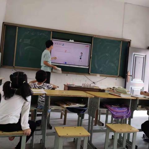 师徒结对传帮带，言传身教促成长——广阳路小学新教师帮扶活动