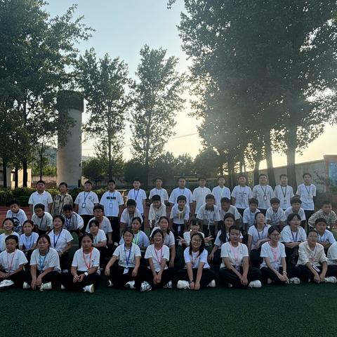 榜样领航，逐光而行 ‍——石寺一中六年级一班榜样评选活动纪实