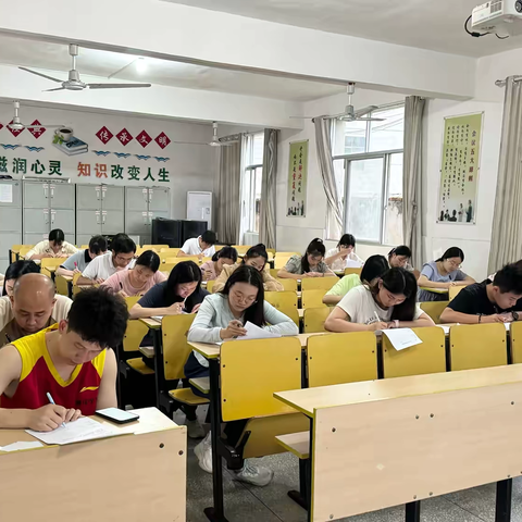 匠心设计夯素养，提质增效促成长 ——南江中心小学作业设计大赛