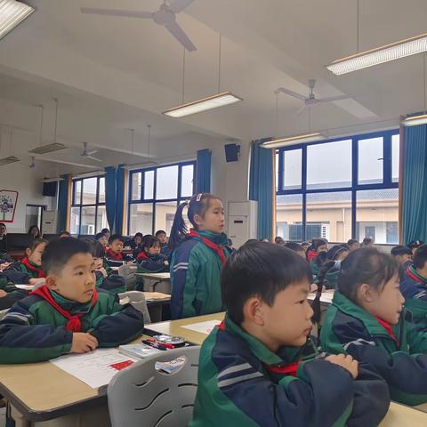 教有所长，研有所获——记天易贵竹小学实习生“跟岗实习”项目数学学科汇报课