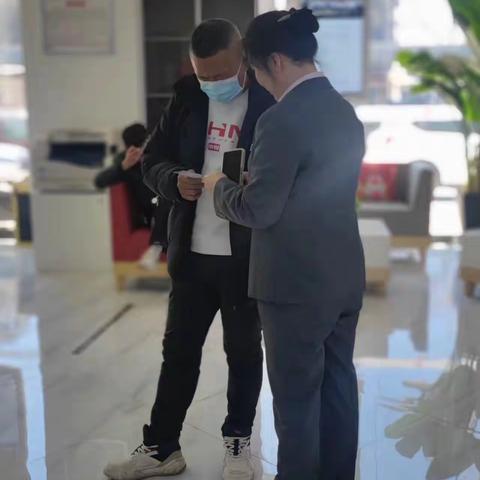中国银行长治市分行持续开展整治拒收人民币现金宣传活动