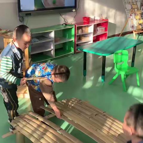 幼儿表征教师倾听记录视频