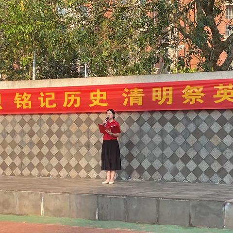 🌱新苗班🌱人间四月芳菲尽，四三花儿始盛开🌷四月总结