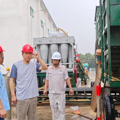 中储粮许昌直属库徐总到长葛分库开展工作指导