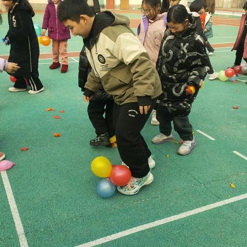 鲁山县土门第二小学—冬季运动会