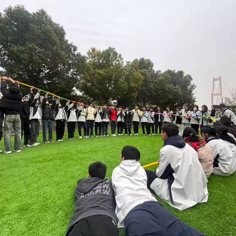 丰富“心”体验 点亮“心”之光——情智学校开展心理健康团辅活动