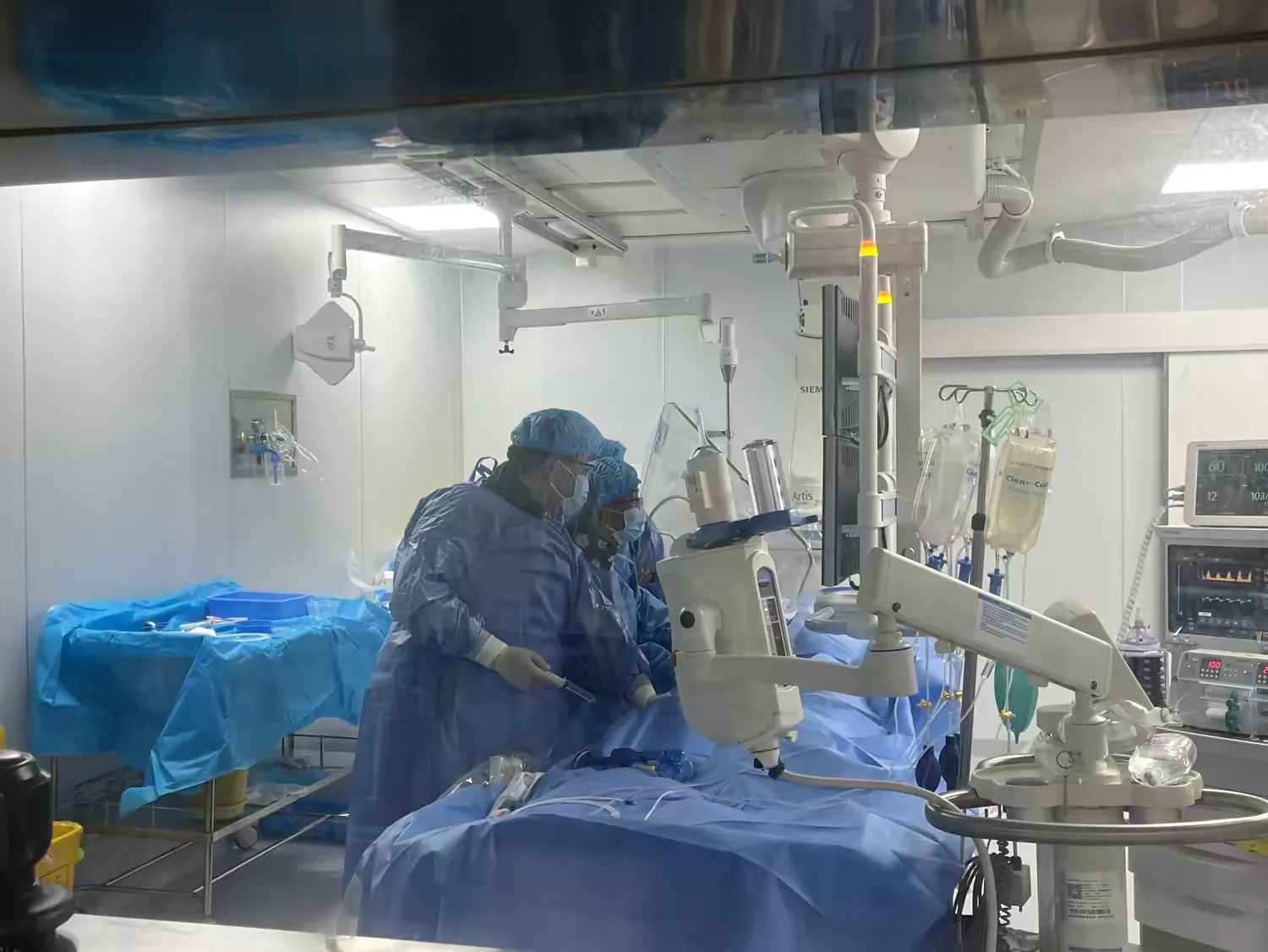 简篇-铜川矿务局中心医院成功实施铜川市首例左侧大脑中动脉慢性闭塞开通术 简篇-铜川矿务局中心医院成功实施铜川市首例左侧大脑中动脉慢性闭塞开通术