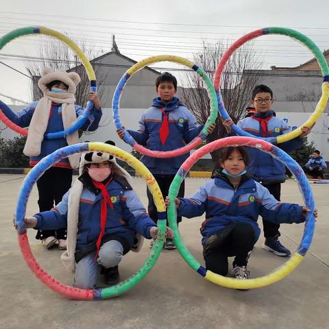 丰富社团，多彩校园生活     ——乾县城关贾赵小学“呼啦圈社团”活动剪影