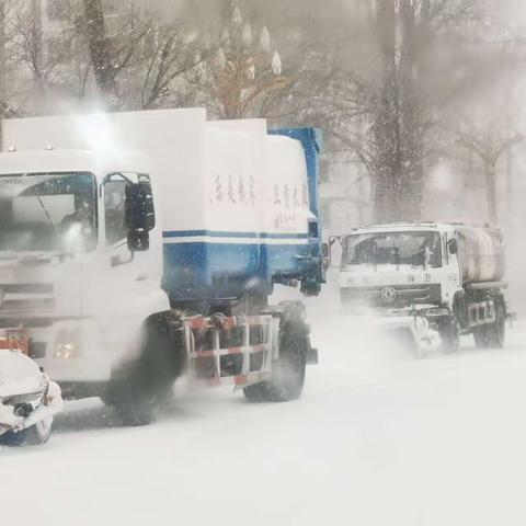 扫雪铲冰除隐患，民乐城管在行动