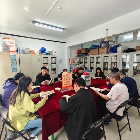 以书为媒 共品书香 北京交通大学社区开展 居民阅读分享会活动