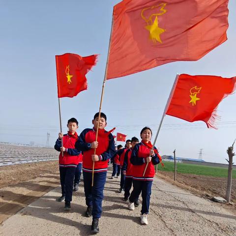 清明融于情，春语润于心——药王庙小学“清明祭英烈”活动纪实