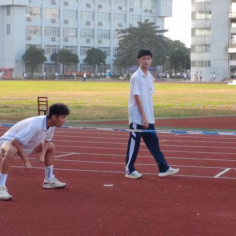 海师附中高二二班12月15日运动会