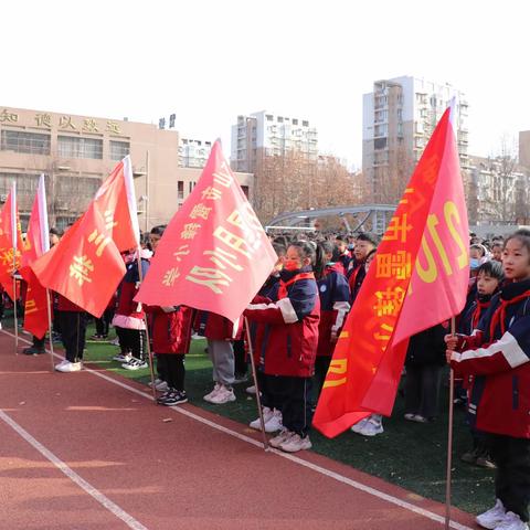 承雷锋精神    做追“锋”少年———雷锋小学学雷锋纪念日主题活动