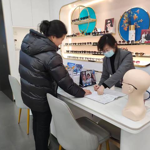 马年守岗心 服务暖新春