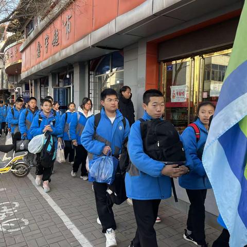 走进我们的第一次研学之旅，读万卷书，行万里路，学有所获，旅有所感！