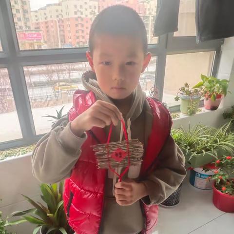 濮阳县第四实小学二年级14班张浩睿