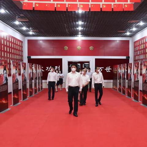 省行办公室党支部组织开展“走好第一方阵我为二十大作贡献”主题党日活动