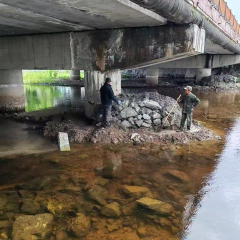 维护道路基础设施  守护群众“脚下安全”