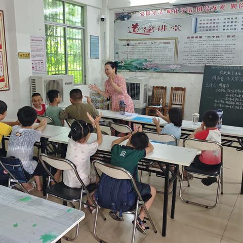 自贸Ta成长 “玖玖爱家 育建幸福” 2026年龙华区家庭教育系列活动 第33期 用声音唤醒文字 以朗读润泽童心