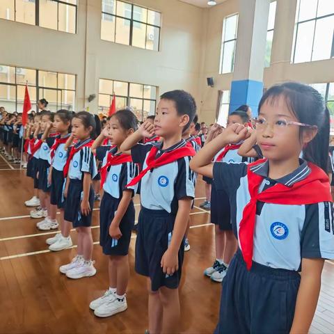 强国复兴有我 争当新时代好少年—— 柳州市河西小学2025年少先队建队纪念日主题活动
