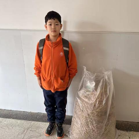 2102班十月份总结