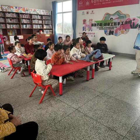 邓巷村童伴之家“太阳能小汽车”实验 点燃儿童科学梦想